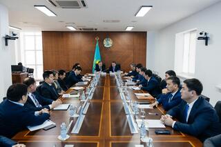 Советник Президента провёл встречу в Атырау с целью разъяснения стратегических направлений, обозначенных в Послании Главы государства