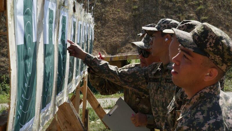 Студенты ЕНУ показали хорошую огневую выучку на учебно-полевых сборах