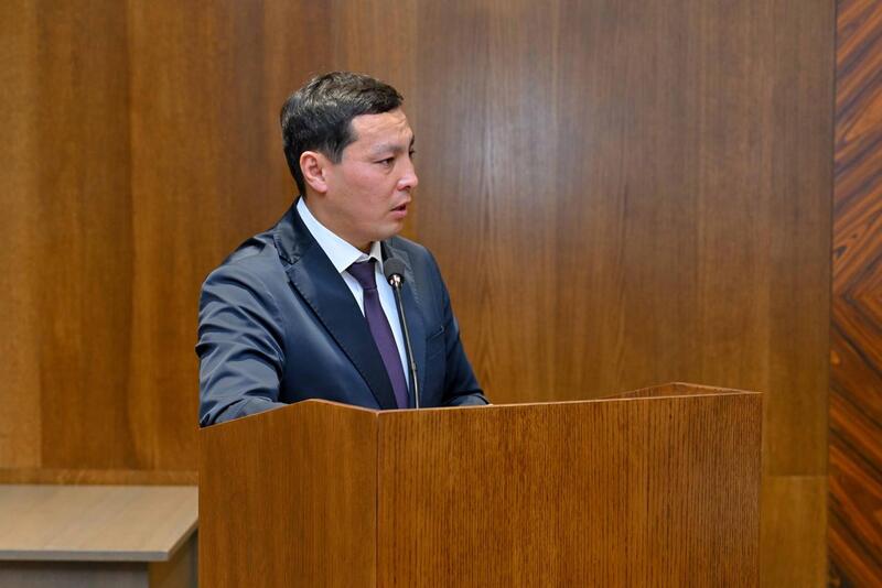 Рассмотрены вопросы реализации государственной молодежной политики и развития массового спорта в регионе