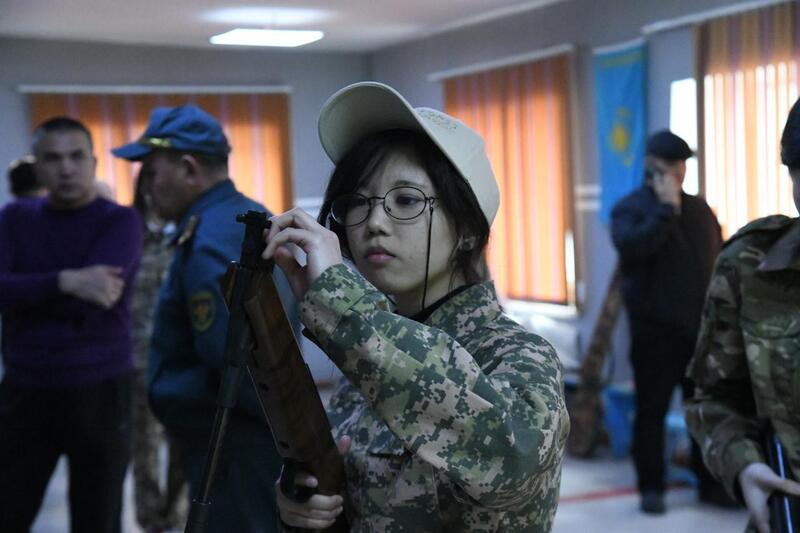 К 80-летию Победы: состязания по стрельбе среди учащихся проходят в Астане