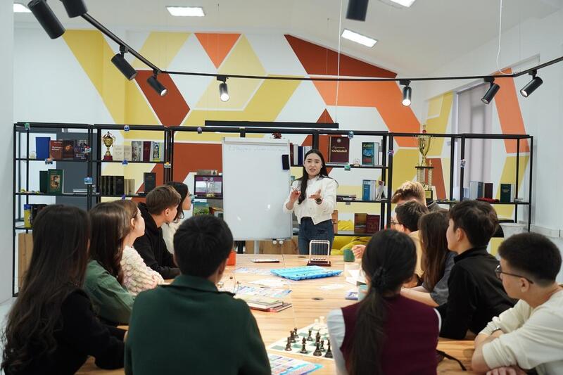 В Алматинской области подведены итоги мер по поддержке молодежи в 2025 году