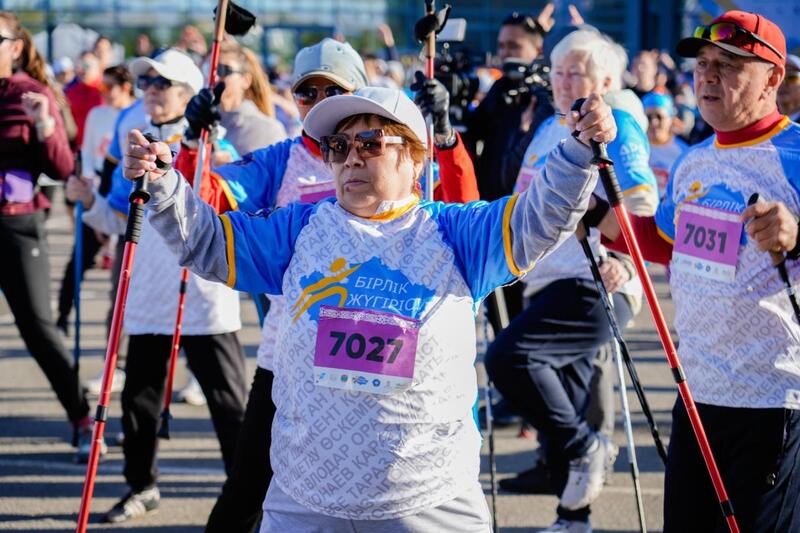 Более 3 тыс. человек приняли участие в забеге ко Дню единства