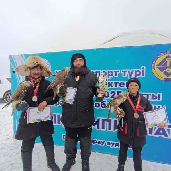 В Карагандинской области определили сильнейших охотников с ловчими птицами