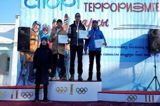 «Сила спорта против терроризма»: лыжный забег в Семее собрал более 200 участников