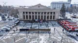Глава МЧС вручил спасателям Жетісу современную технику