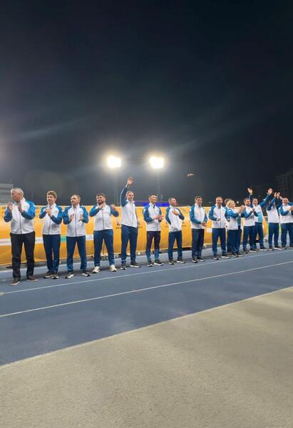 Паралимпийцы — участники зимних Игр стали почётными гостями матча в Алматы