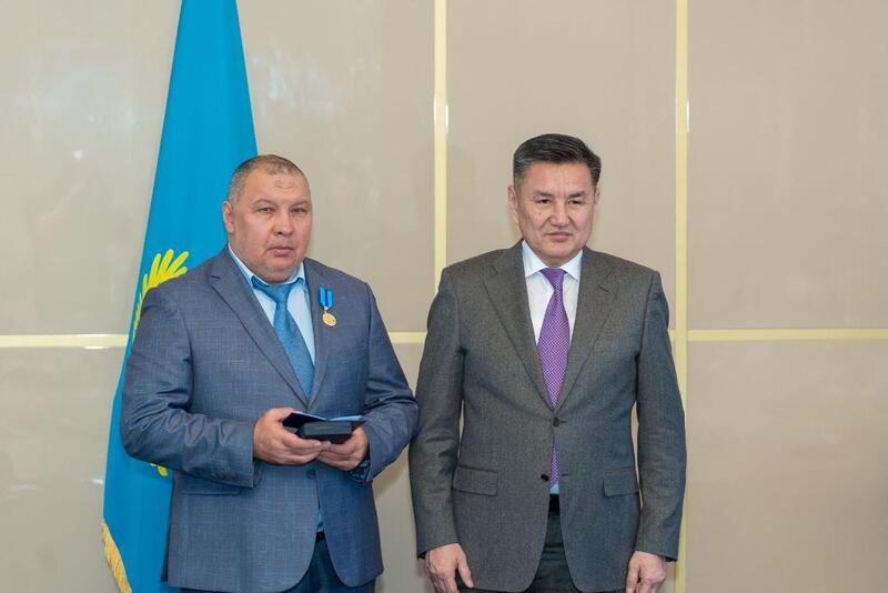 В канун Дня Республики жители ВКО были удостоены государственных наград