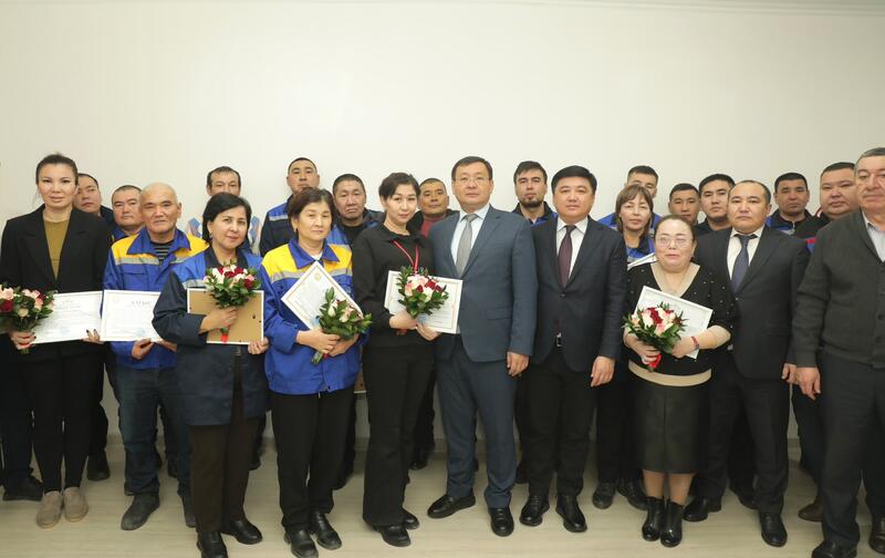 Награждены работники коммунальных учреждений