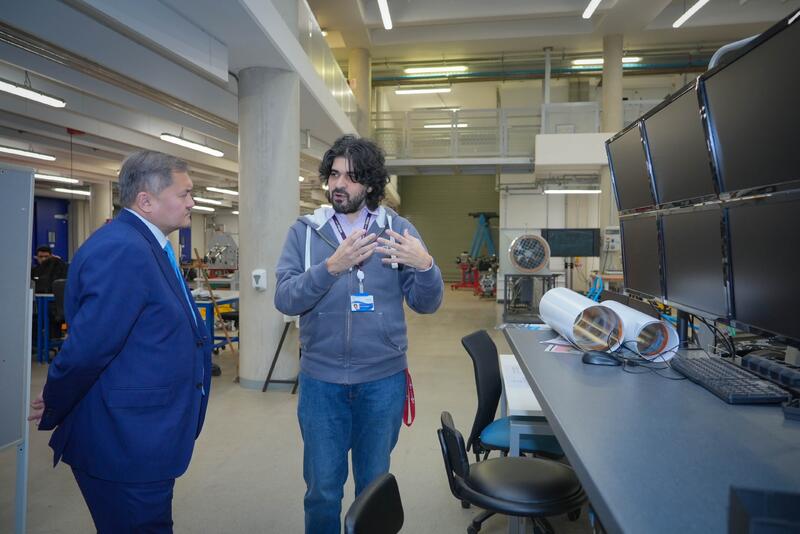 Министр науки и высшего образования РК Саясат Нурбек посетил Coventry University