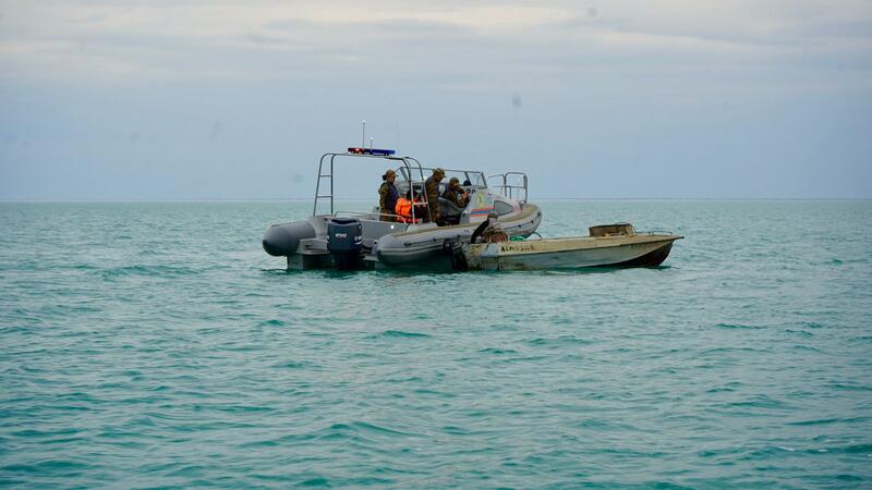 Спасатели МЧС патрулируют на акватории Капчагайского водохранилища
