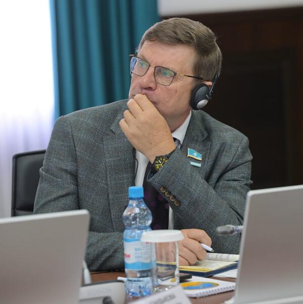 Сегодня в Павлодаре прошло выездное заседание Комитета по вопросам экологии и природопользования Мажилиса Парламента РК, посвящённое вопросам экологической безопасности региона