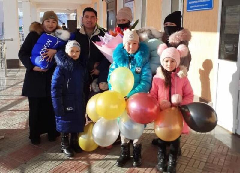 43-летняя жительница Жетысу родила 10 ребенка