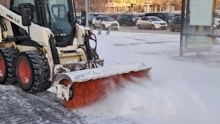 Более 3 000 дорожных рабочих и 1 400 единиц спецтехники задействованы в снегоуборочных работах в Астане