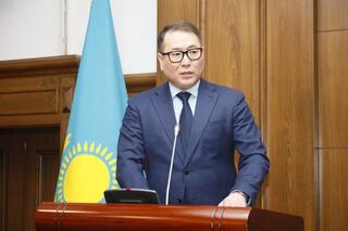 Представители общенациональной коалиции обсудили проект новой Конституции с представителями торговой отрасли