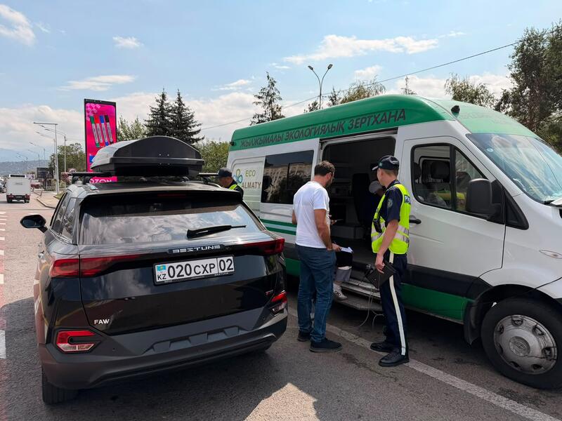 В Алматы выявили более 1,3 тыс. автомобилей с превышением норм выбросов с начала года