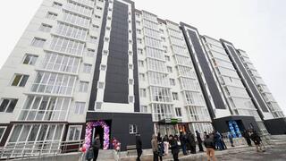 В ВКО 20 семей получили ключи от новых квартир