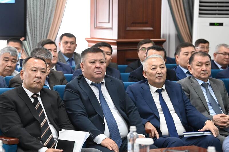 Автокөлік жасау саласын дамыту мәселелері талқыланды