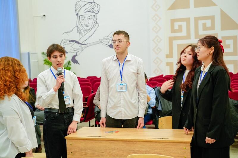 «Закон и порядок»: интеллектуальную игру «Что? Где? Когда?» провели среди столичных студентов