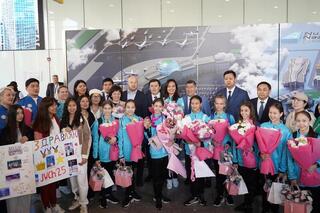 Первая чемпионка мира по художественной гимнастике среди юниоров Акмарал Ерекешева вернулась домой