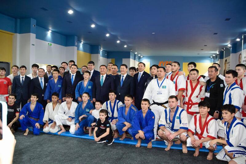 В г.Кокшетау Генеральный Прокурор открыл здание спортивного комплекса «Көкше Арена»