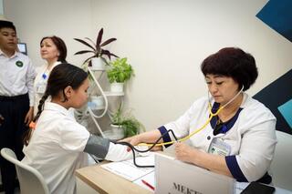 В школах страны прошел общереспубликанский открытый урок здоровья «Мен таңдаған жол»