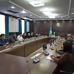 Аким области провел встречу с сельхозтоваропроизводителями региона, на которой обсудили подготовку и проведение весенне-полевых работ текущего сезона