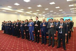 Состоялось торжественное собрание, посвященное Дню государственного служащего