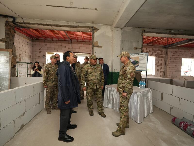 Глава МЧС проверил реновацию районной пожарной части в Осакаровке