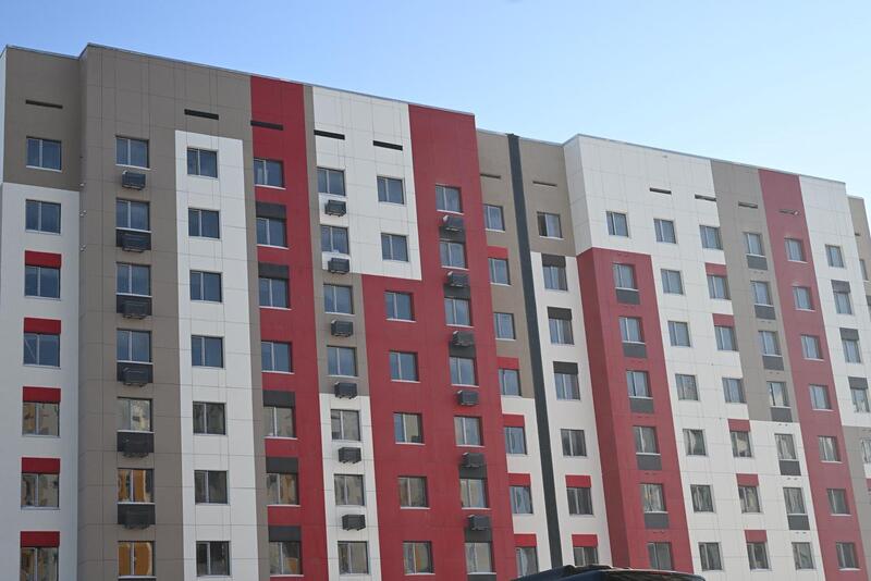 Аким Алматы проверил ход строительства ряда социальных объектов