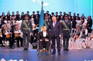 День Республики: 35 тружеников области Жетісу получили государственные награды