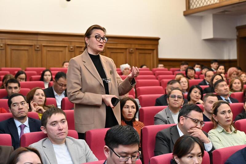 Председатель Агентства встретился с коллективом Министерства науки и высшего образования