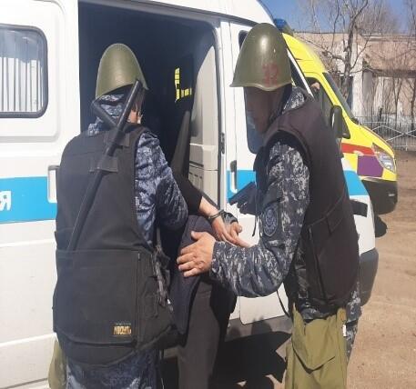 Внимание и слаженность: в Каркаралинске и Ботакаре прошли антитеррористические учения