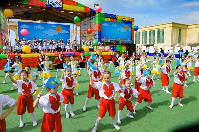 В Актобе ярко и масштабно прошло празднование Международного дня защиты детей.