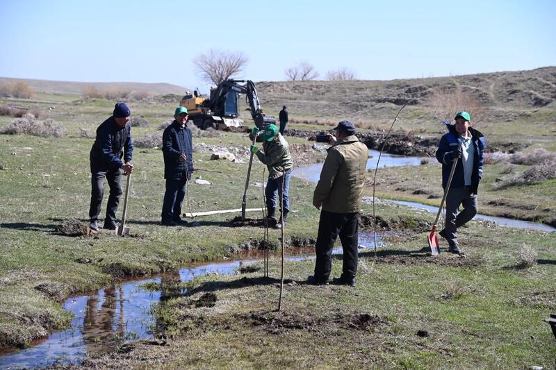 ТУРКЕСТАН: В СОЗАКСКОМ РАЙОНЕ В РАМКАХ ЭКОЛОГИЧЕСКОЙ АКЦИИ «МӨЛДІР БҰЛАҚ» ОЧИСТИЛИ БОЛЕЕ 50 РОДНИКОВ
