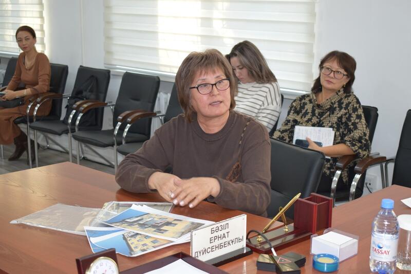 Аким города провёл приём граждан по личным вопросам