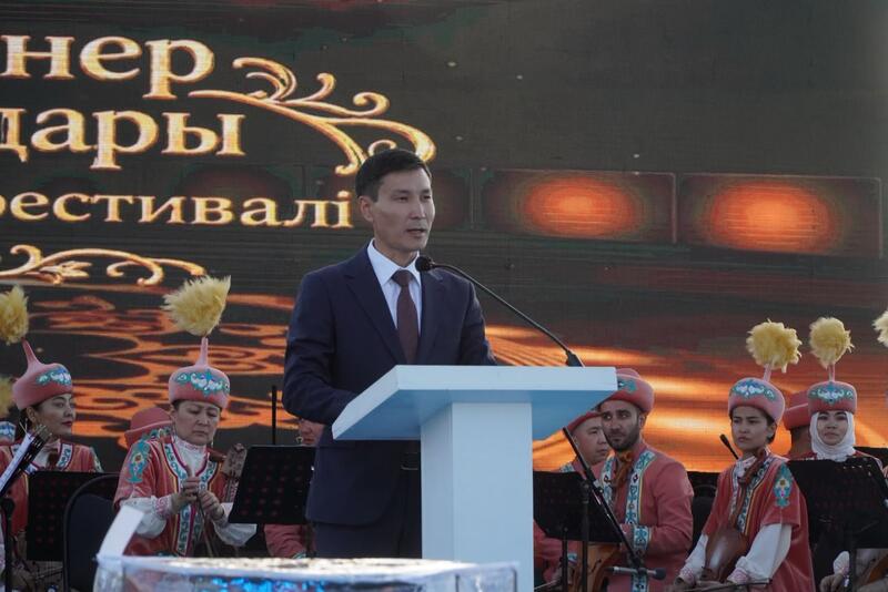В Кокшетау отметили Национальный день домбры