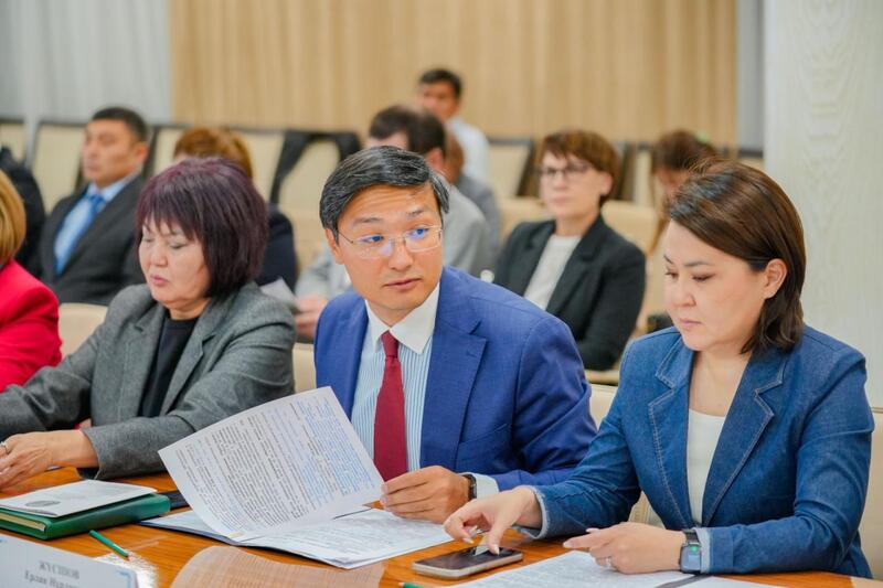В столице обсудили вопросы поддержки особенных детей и безопасности подростков