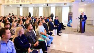 Ермаганбет Булекпаев встретился с предпринимателями в неформальной обстановке