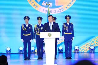 30 лет Конституции: в Актобе состоялось торжественное мероприятие «Байтақ елдің Ата Заңы»