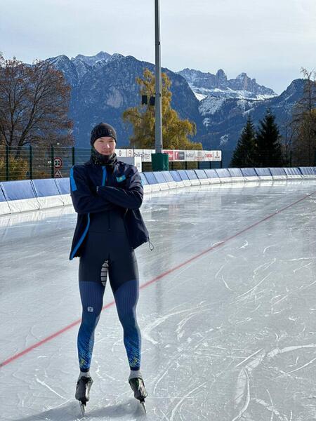 Казахстанский призер чемпионата мира по конькобежному спорту проходит срочную службу в Алматинском гарнизоне