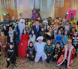 В Павлодаре прошла новогодняя елка акима области