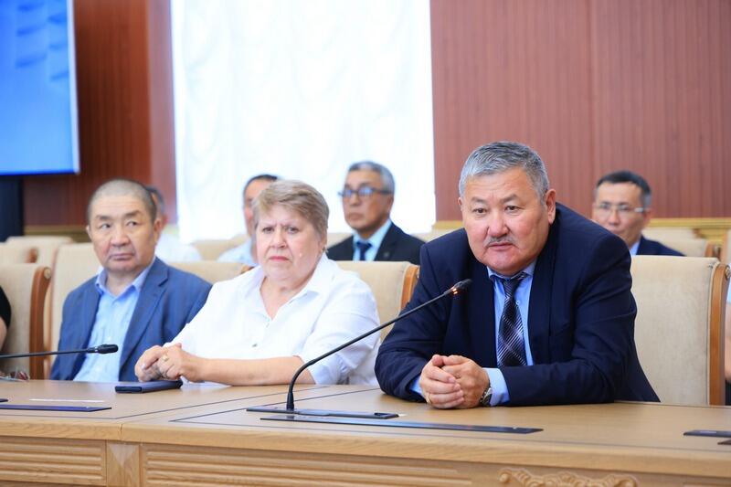 Ветеринаров Карагандинской области наградили в профессиональный праздник