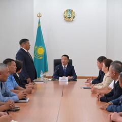 Аким Павлодарской области Асаин Байханов представил нового акима активу района Аққулы