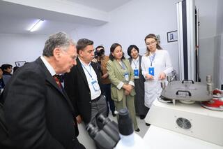 В УНИВЕРСИТЕТЕ ИМЕНИ АУЭЗОВА ОТКРЫЛСЯ ЦЕНТР TEX4FUTURE