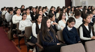 В Алматы учащимся музыкальной школы рассказали о рисках экстремизма и терроризма