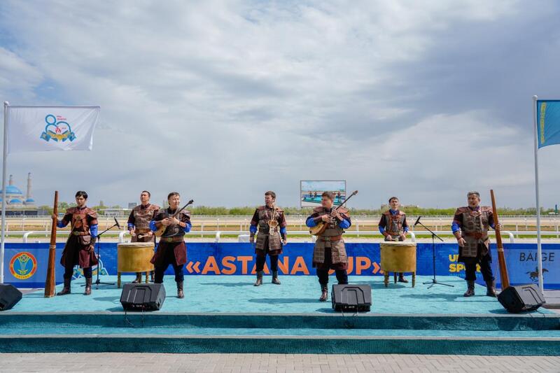 Антинаркотическую акцию провели на турнире по скачкам в Астане