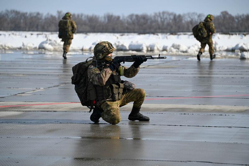 Пять тысяч военнослужащих приняли участие в масштабной проверке Десантно-штурмовых войск
