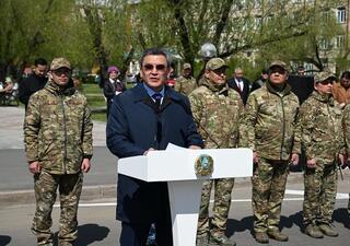 Глава МЧС и аким СКО выразили благодарность спасателям из других регионов