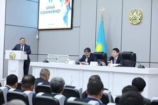 Нурдаулет Килыбай обсудил проблему безработицы в Каракиянском районе и встретился с жителями села Жетыбай