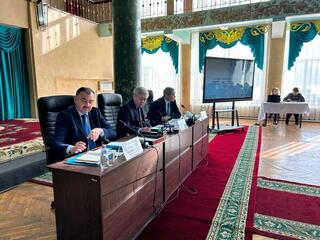 Вице-министр энергетики РК Сунгат Есимханов провел встречу с населением города Риддер